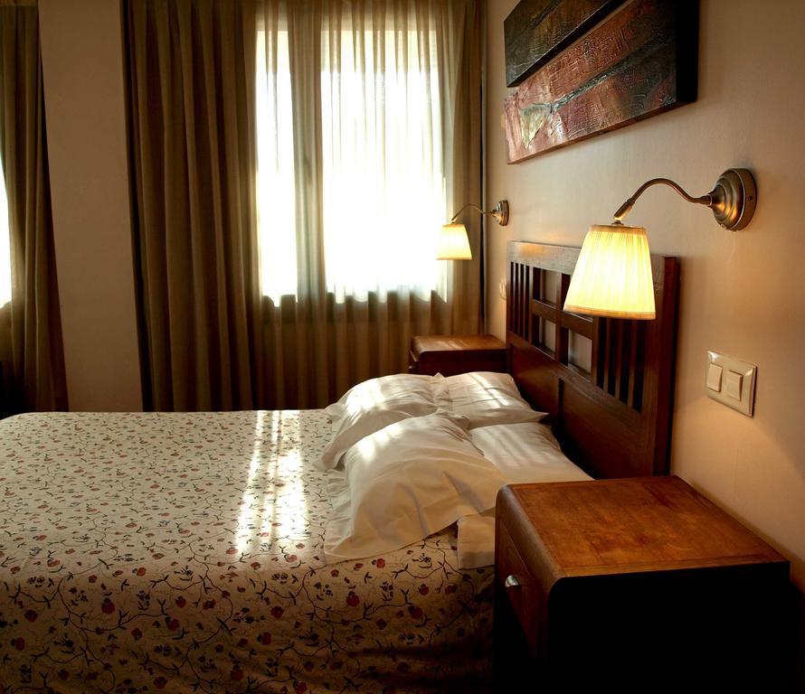 La Ciudadela Hotel Barcelona Ruang foto