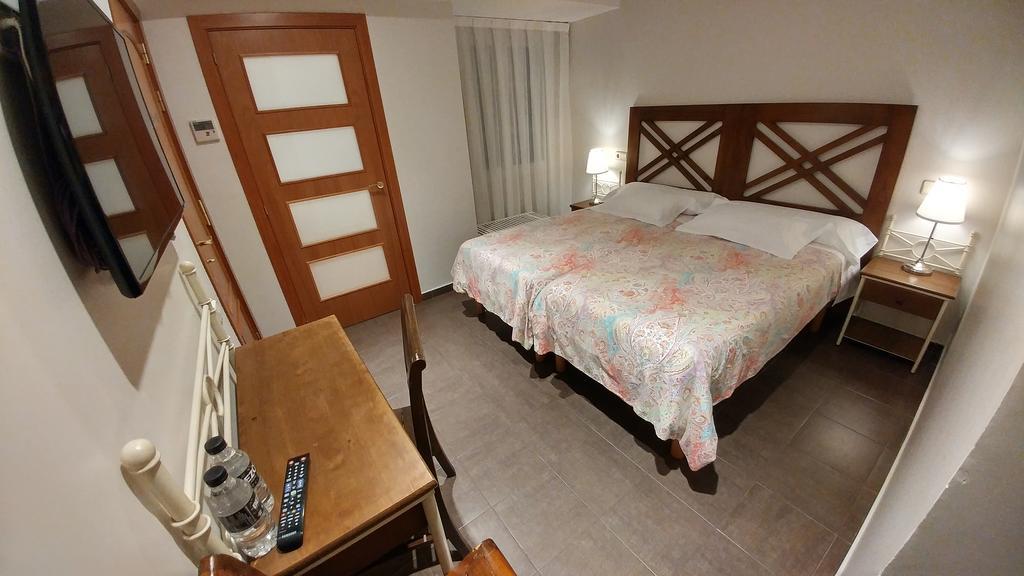 La Ciudadela Hotel Barcelona Bagian luar foto