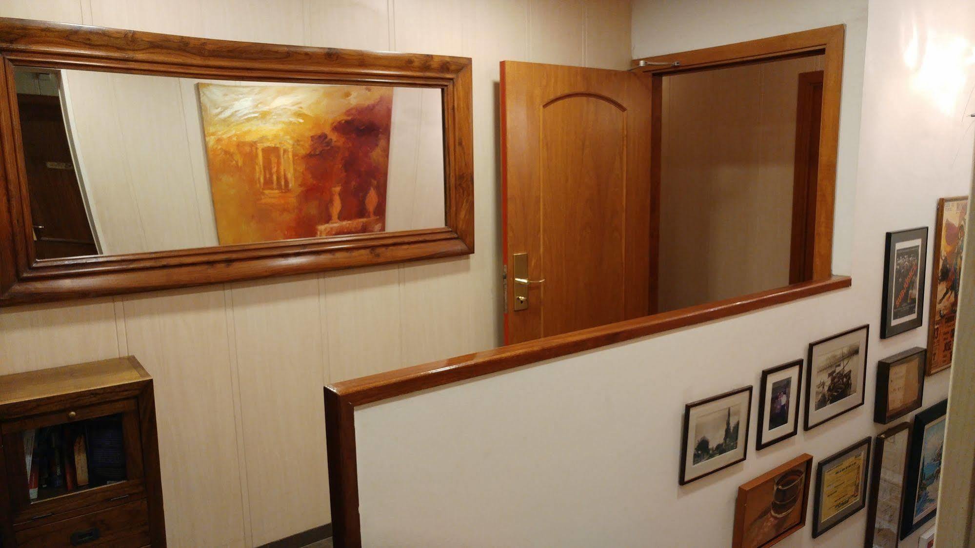La Ciudadela Hotel Barcelona Bagian luar foto